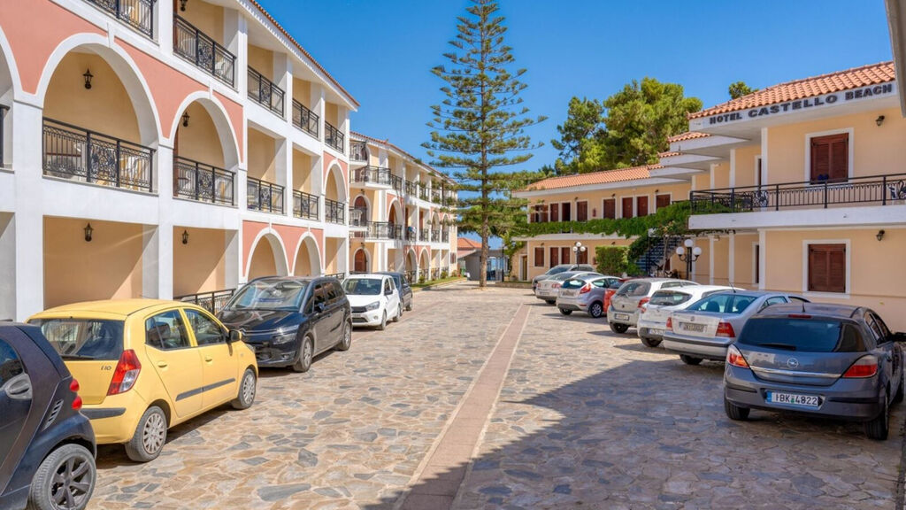 Castello Beach Hotel