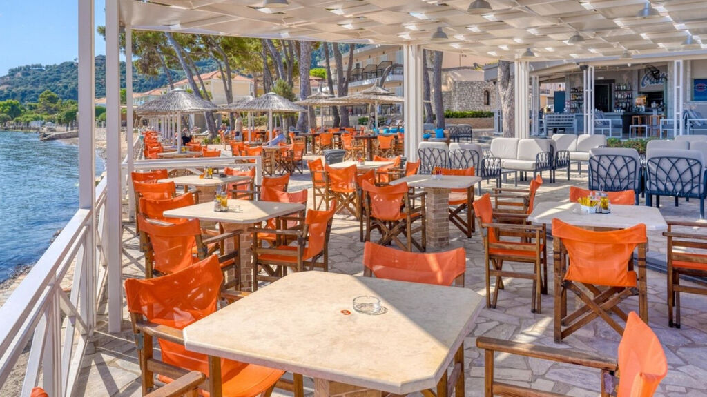 Castello Beach Hotel