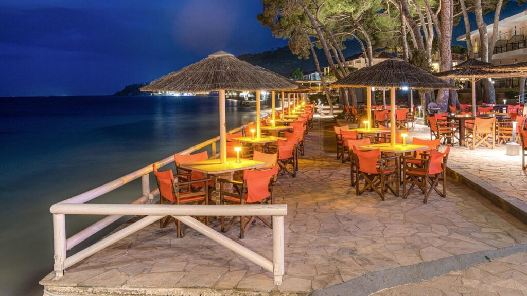 Castello Beach Hotel