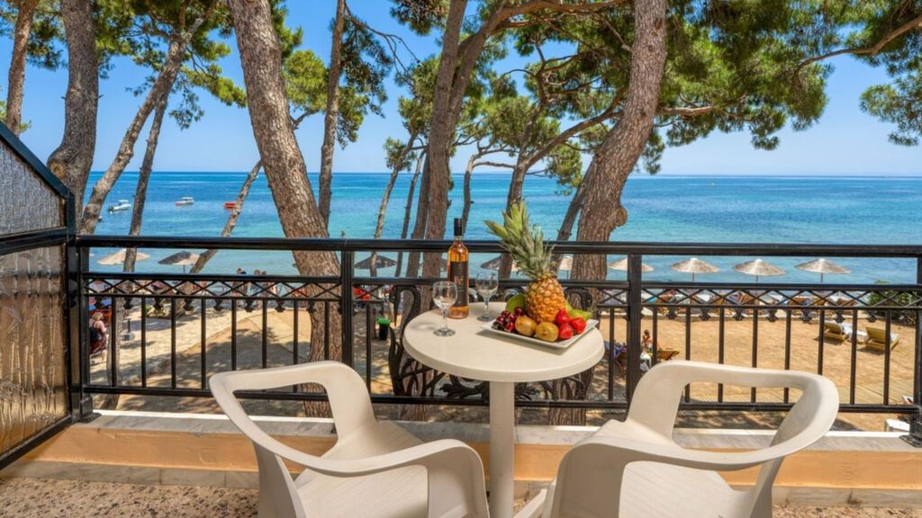 Castello Beach Hotel