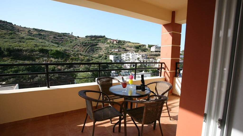 Elpis Studio Apartments