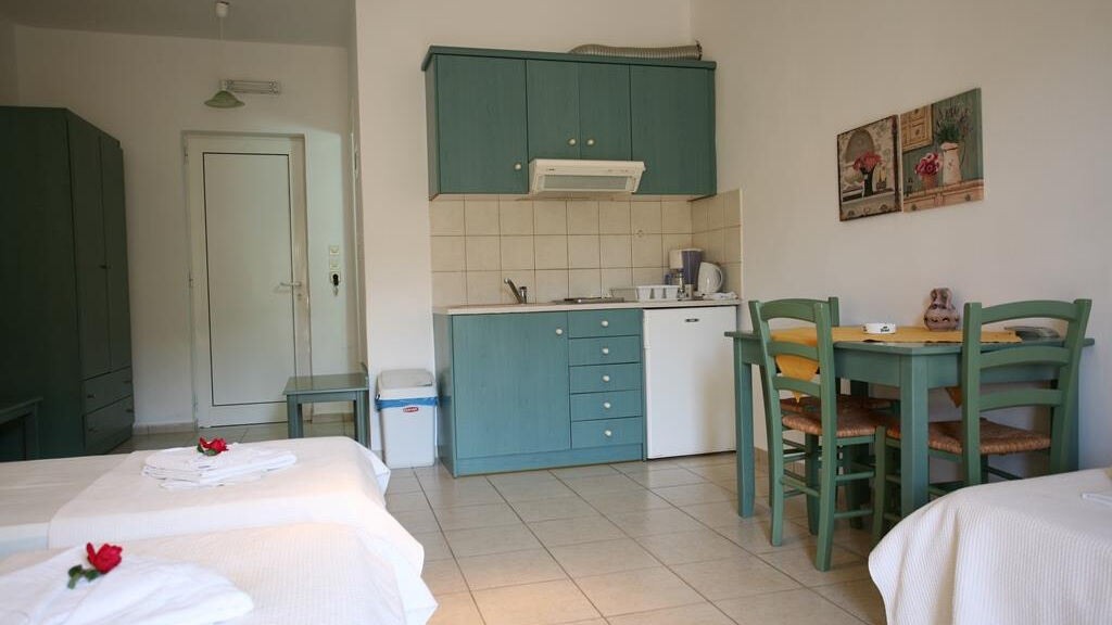 Elpis Studio Apartments