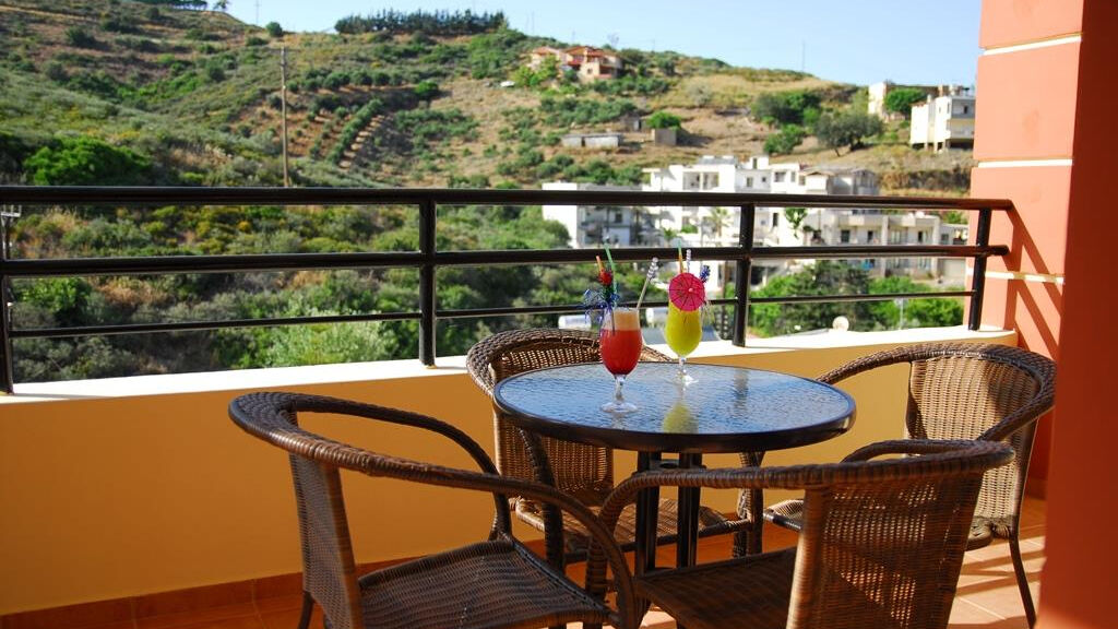 Elpis Studio Apartments