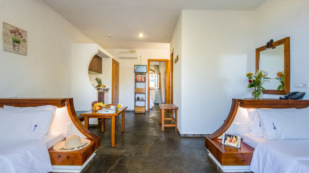 Folia Studios Apartemtns