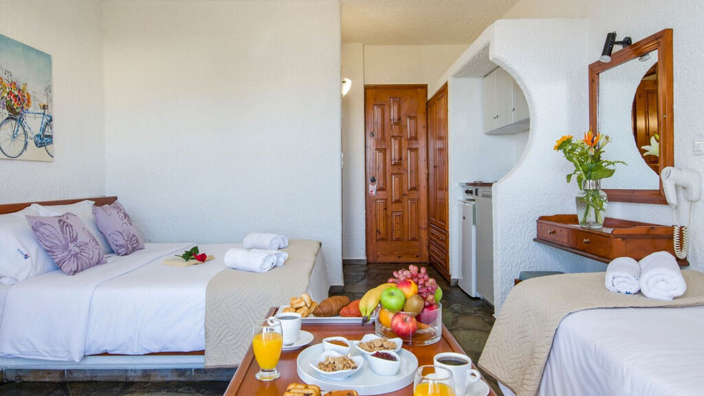 Folia Studios Apartemtns