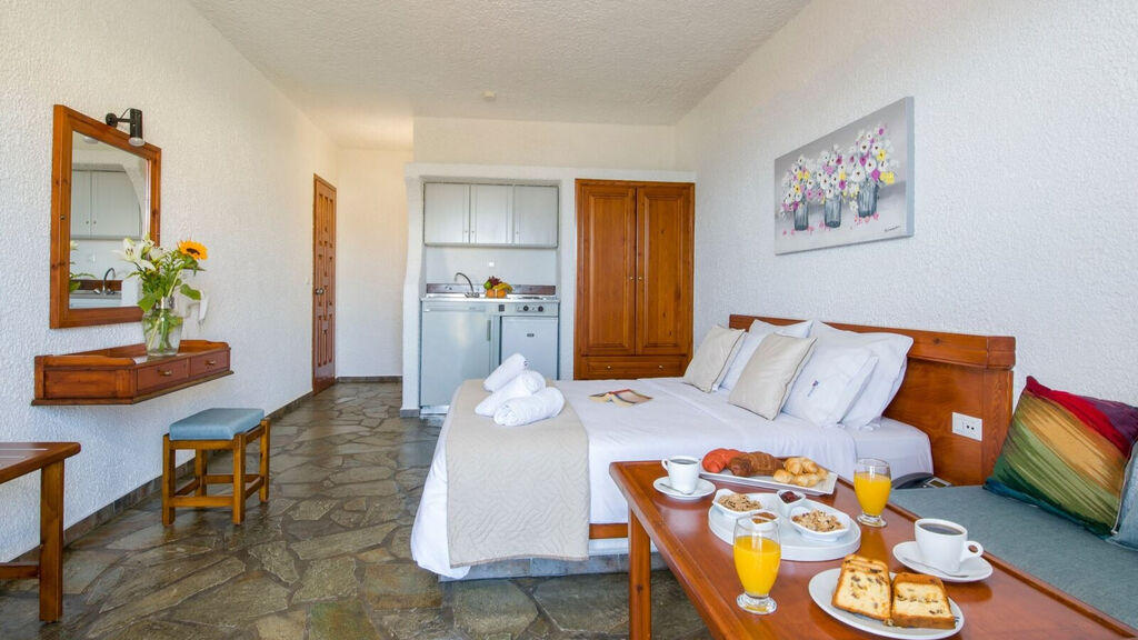 Folia Studios Apartemtns