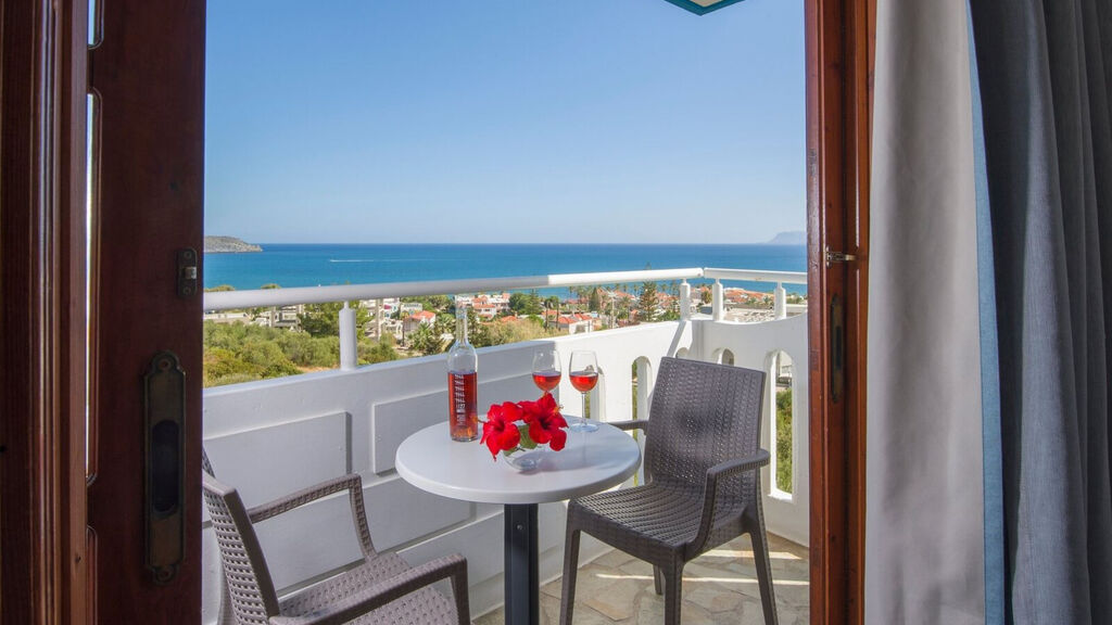 Folia Studios Apartemtns