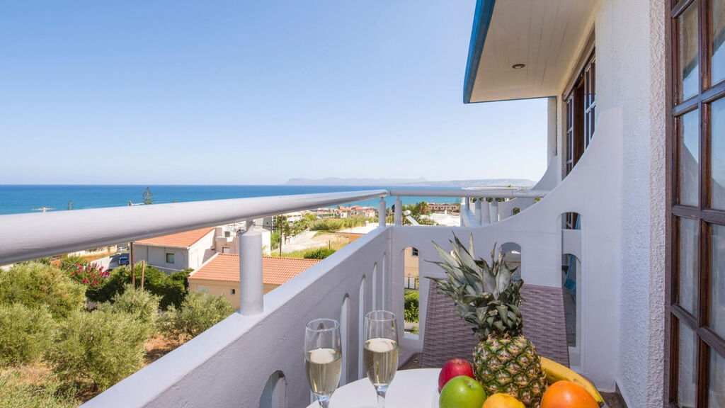 Folia Studios Apartemtns