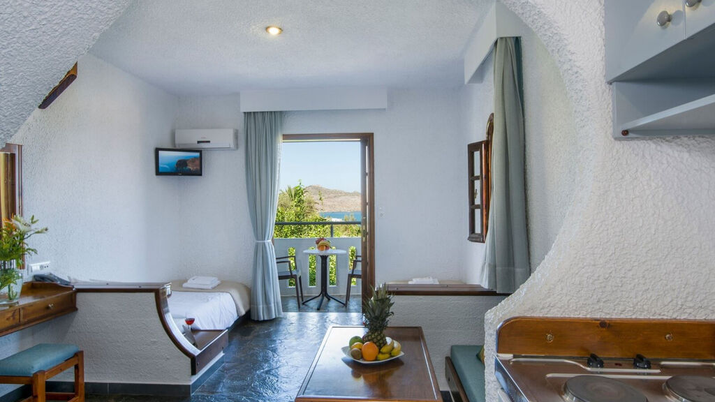 Folia Studios Apartemtns