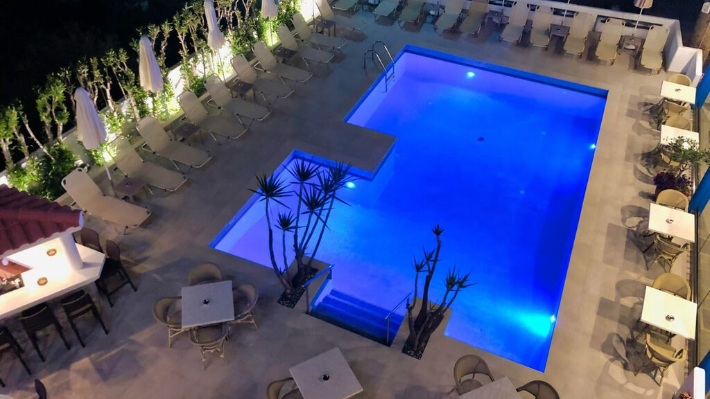 Folia Studios Apartemtns