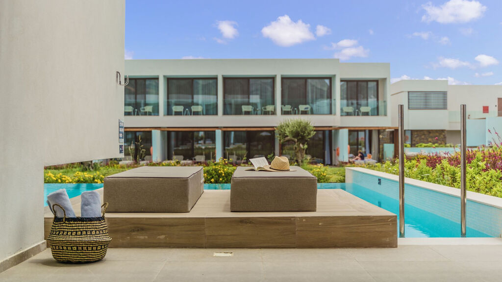 Gennadi Grand Resort