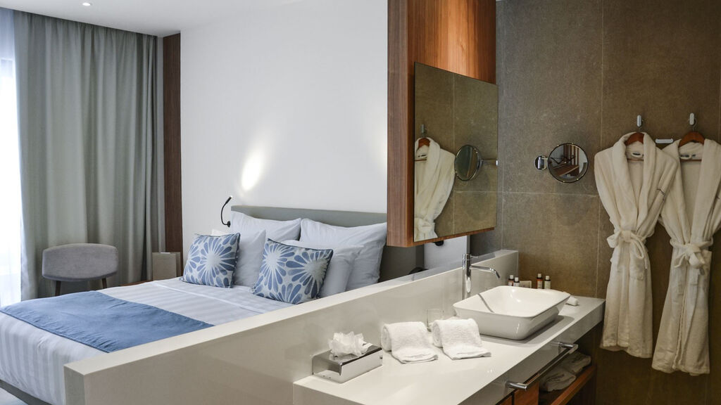 Gennadi Grand Resort