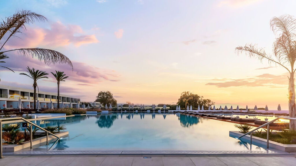 Gennadi Grand Resort