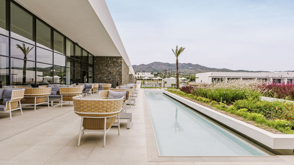 Gennadi Grand Resort