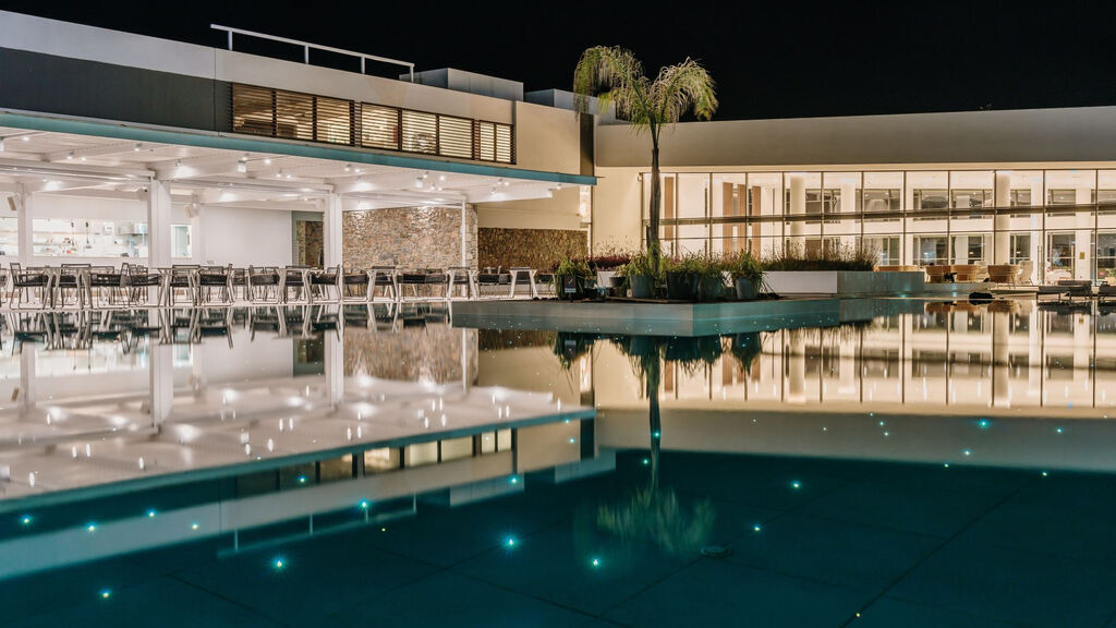 Gennadi Grand Resort