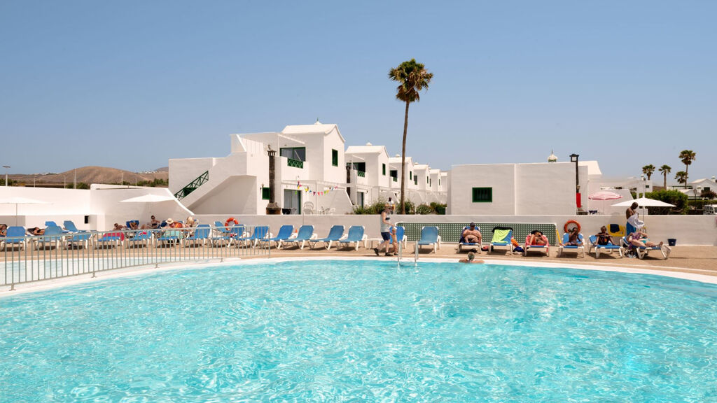 Villas Hyde Park Lane