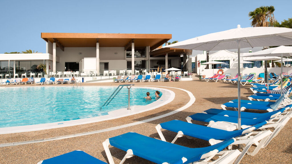 Villas Hyde Park Lane