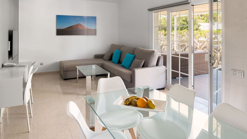 Villas Hyde Park Lane