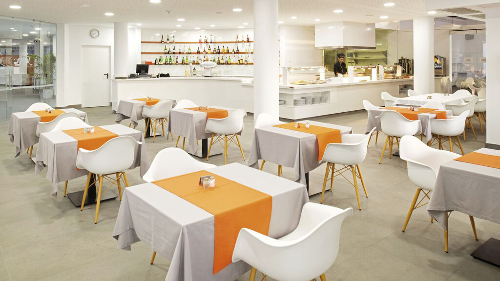 Villas Hyde Park Lane