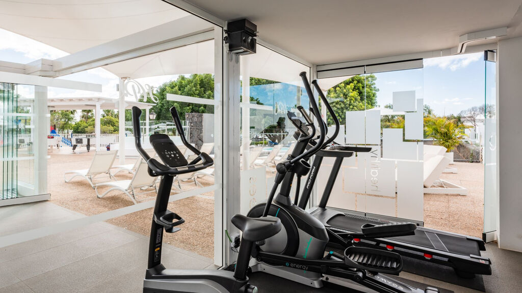 Villas Hyde Park Lane