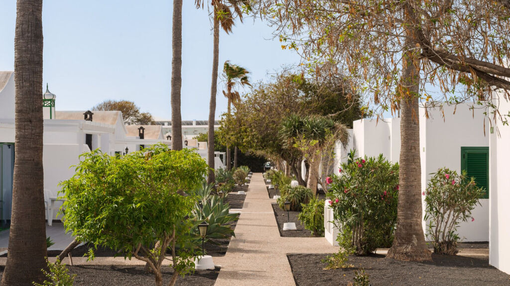 Villas Hyde Park Lane