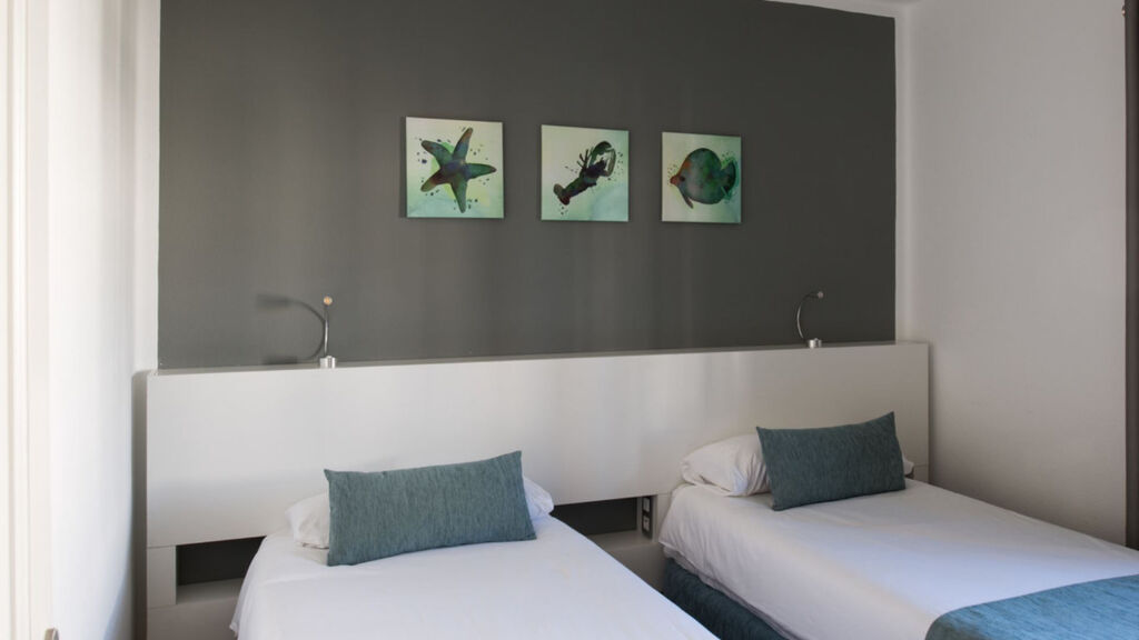 Villas Hyde Park Lane