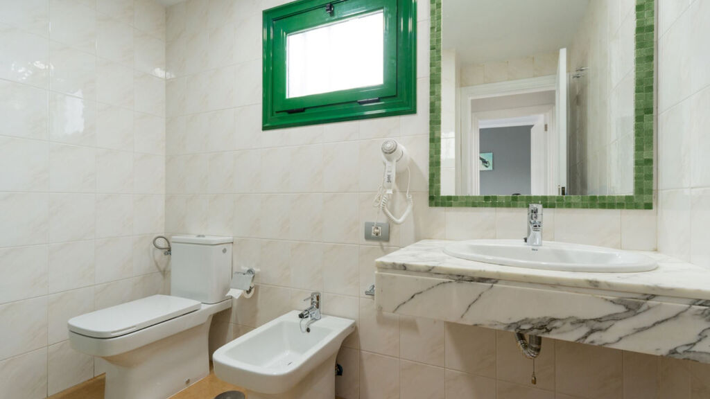 Villas Hyde Park Lane