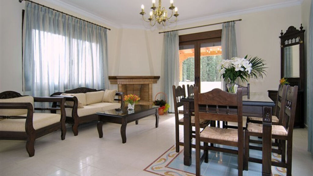 Kerveli Luxury Villa