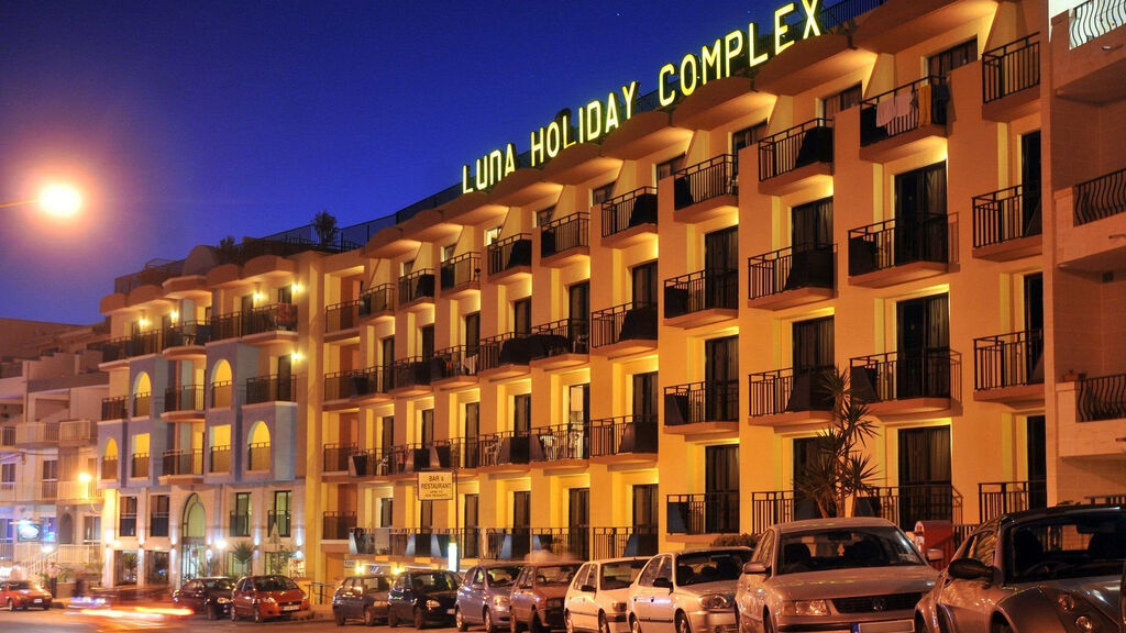 Studia Luna Holiday Complex