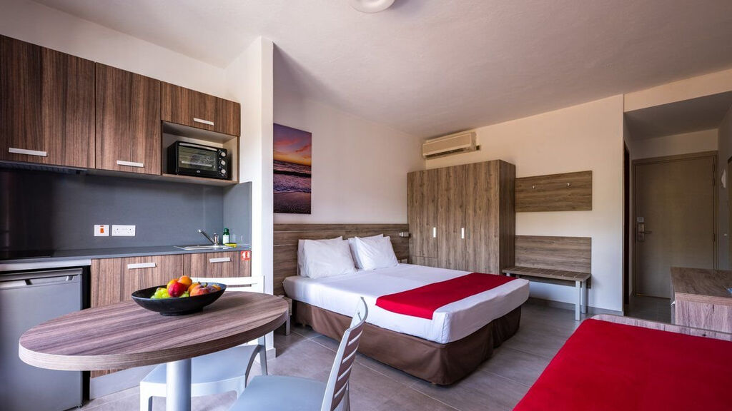 Studia Luna Holiday Complex