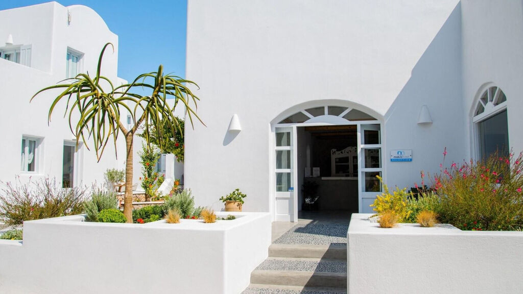 Makris Hotel Apartments