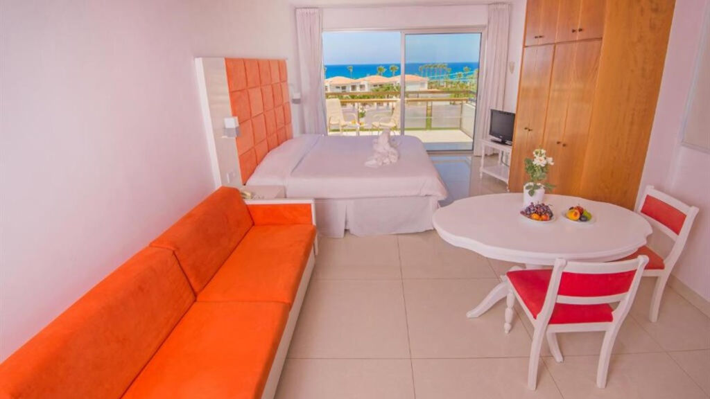 Marlita Beach Hotel Apartments