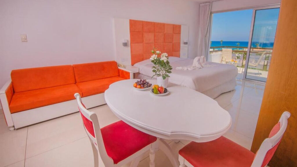 Marlita Beach Hotel Apartments