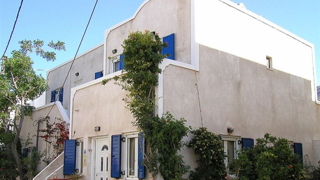 Studia Santorini Houses