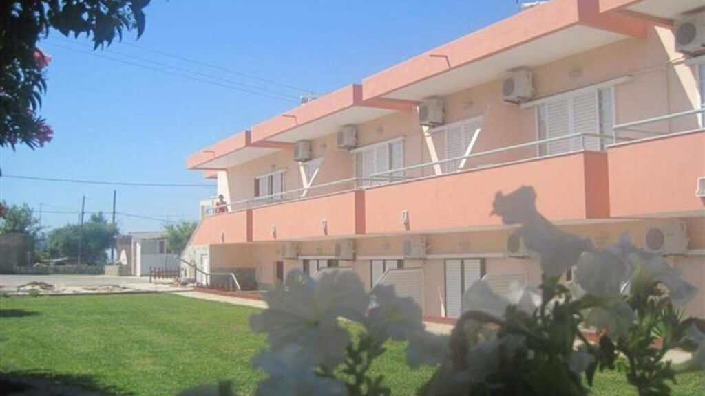 Sevi Apartments