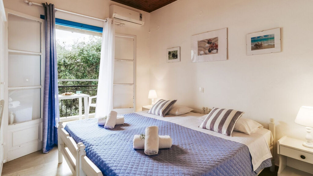 Sunflower Apartments & Studios