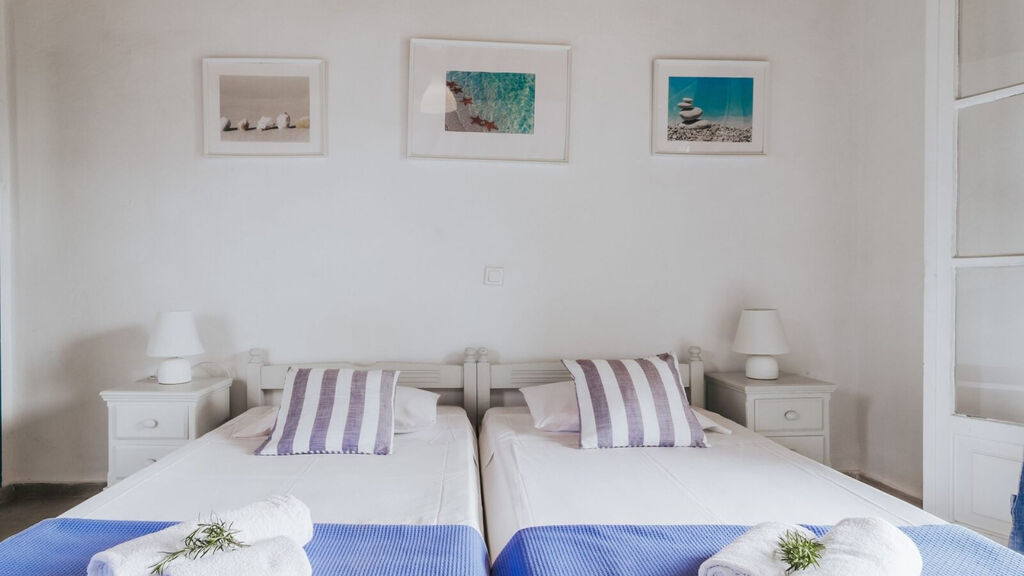 Sunflower Apartments & Studios