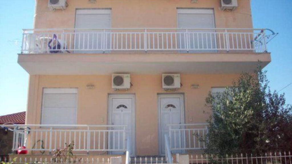 vila Christos II.