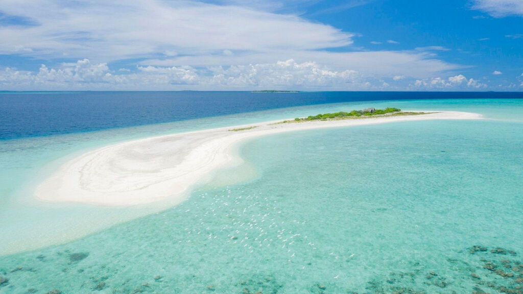 Royal Island Resort & Spa