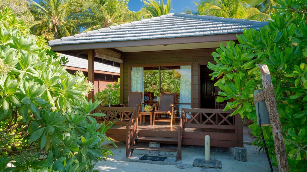 Royal Island Resort & Spa