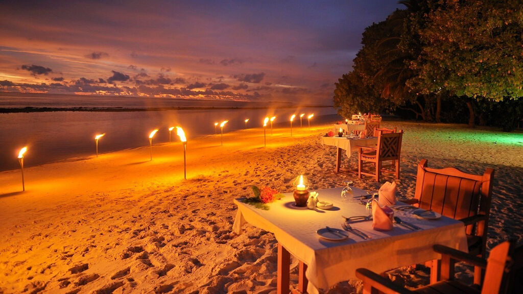 Royal Island Resort & Spa