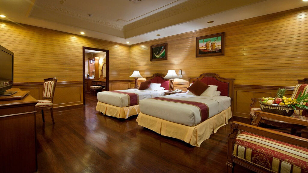 Royal Island Resort & Spa