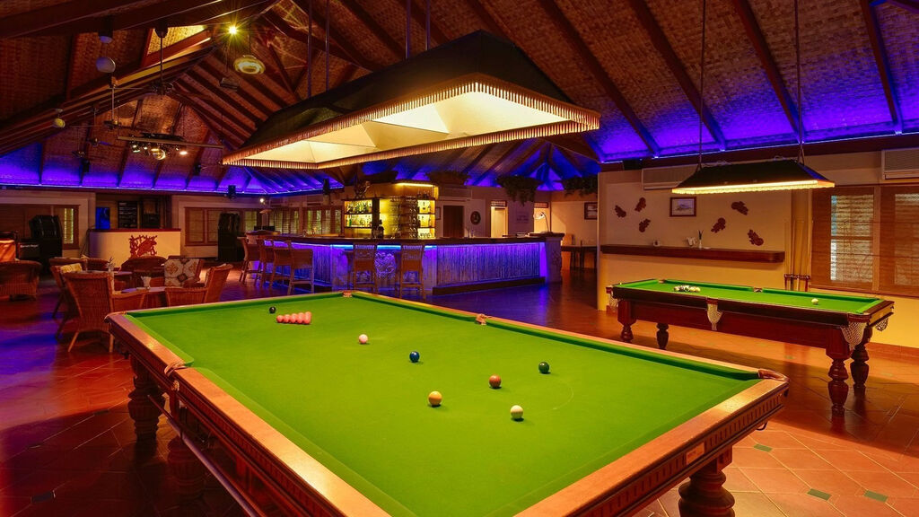 Royal Island Resort & Spa