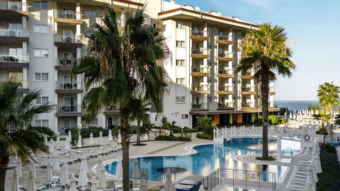 Náhled objektu Ramada Hotel & Suites by Wyndham Kusadasi, Kusadasi, Egejská riviéra, Turecko