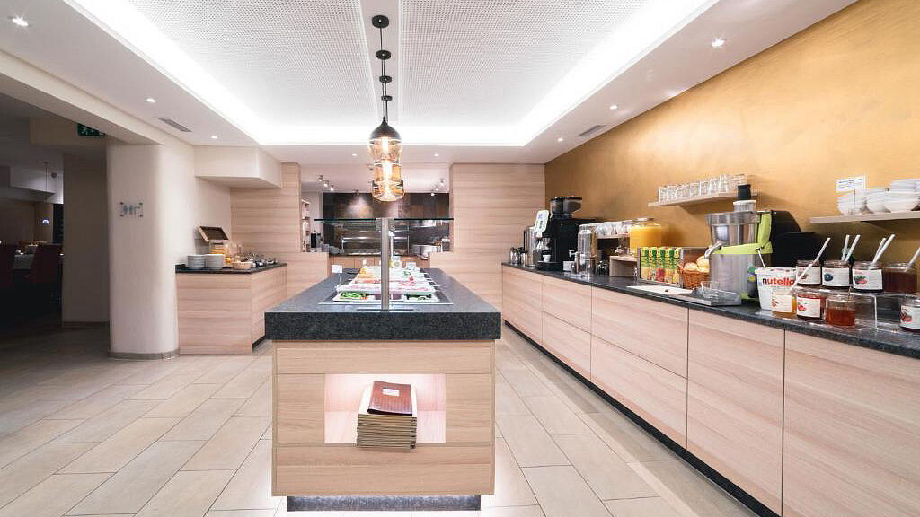 Alpen Adria Hotel se skipasem