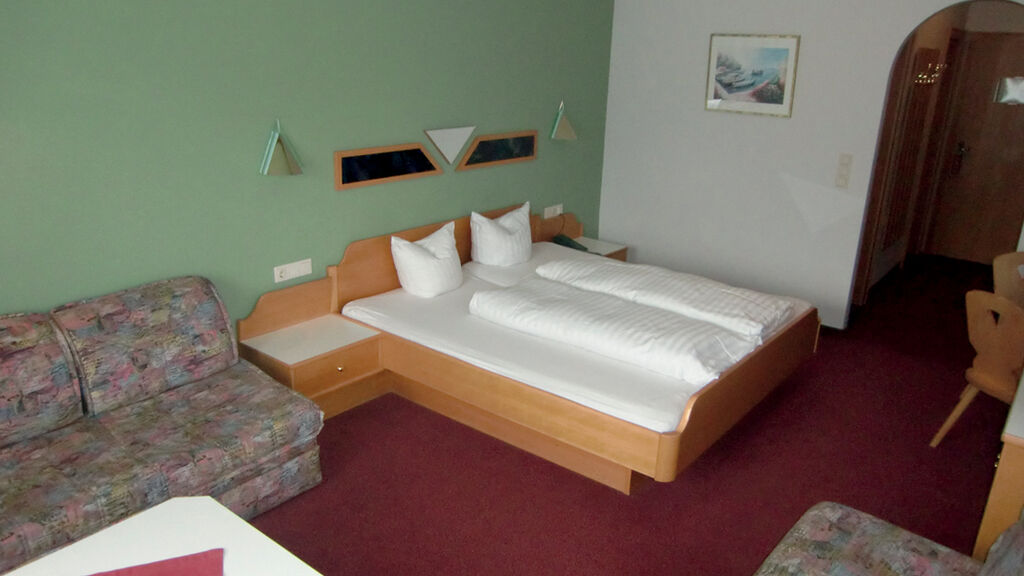 Hotel Alpenfriede se skipasem