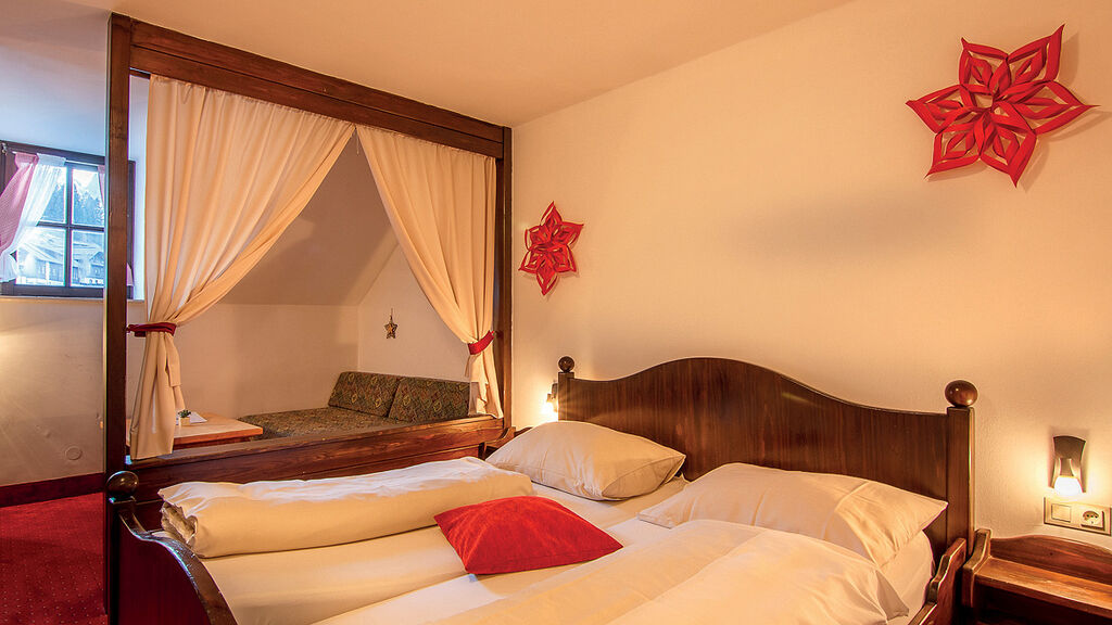 Alpenhotel Marcius se skipasem