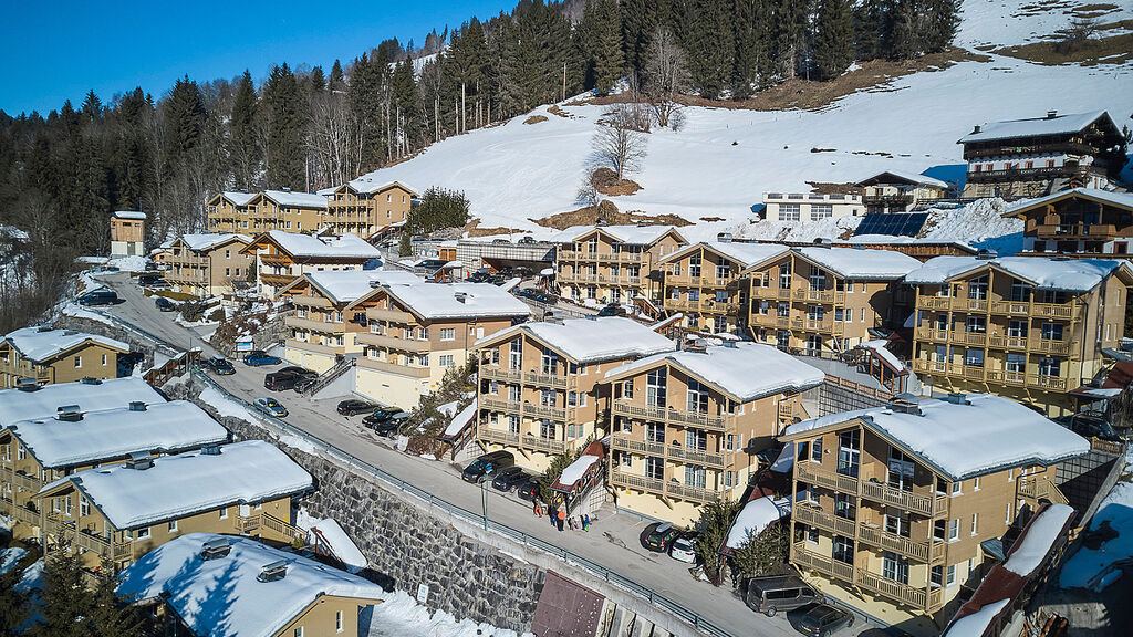 AlpenParks Resort Rehrenberg ski opening