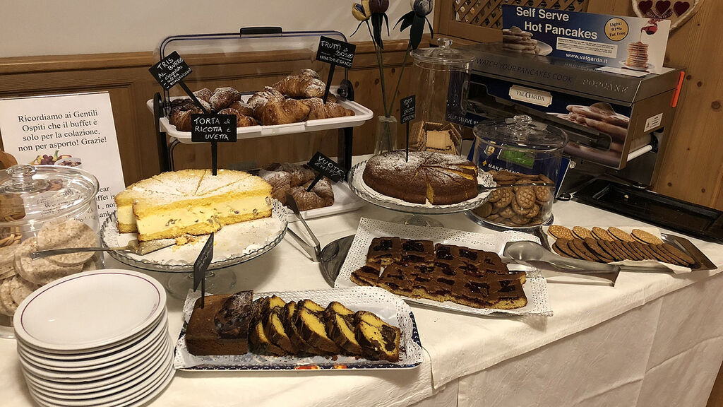 Alpine Hotel Touring