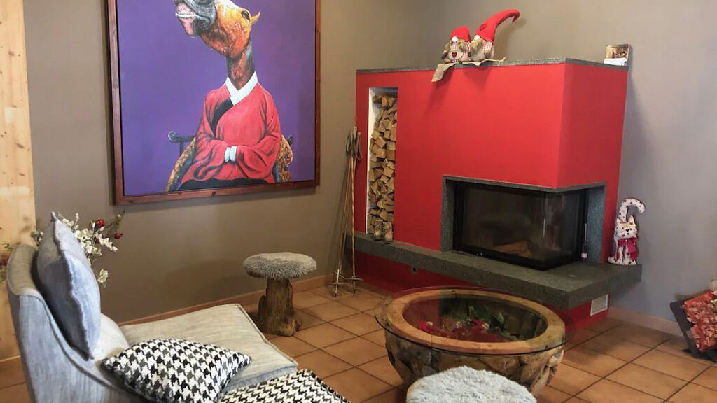 Alpine Hotel Touring